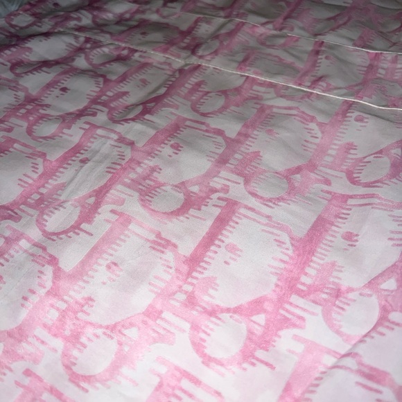 ❌ SOLD ❌ Authentic Dior Cover-Up Pink Monogram Size S - Picture 8 of 11
